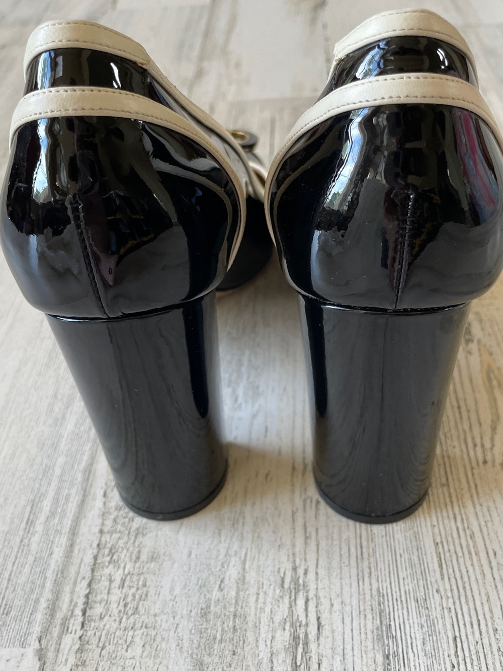 Salvatore Ferragamo Black & White Patent Leather Block Heels Sz 10.5 B - Picture 3 of 11